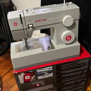 Singer| 4423 heavy duty sewing machine HD